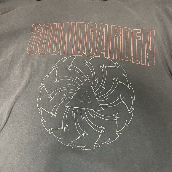 Soundgarden XL Unisex Long Sleeve Shirt Urban Outfitters New Gray Black Band - Picture 3 of 6